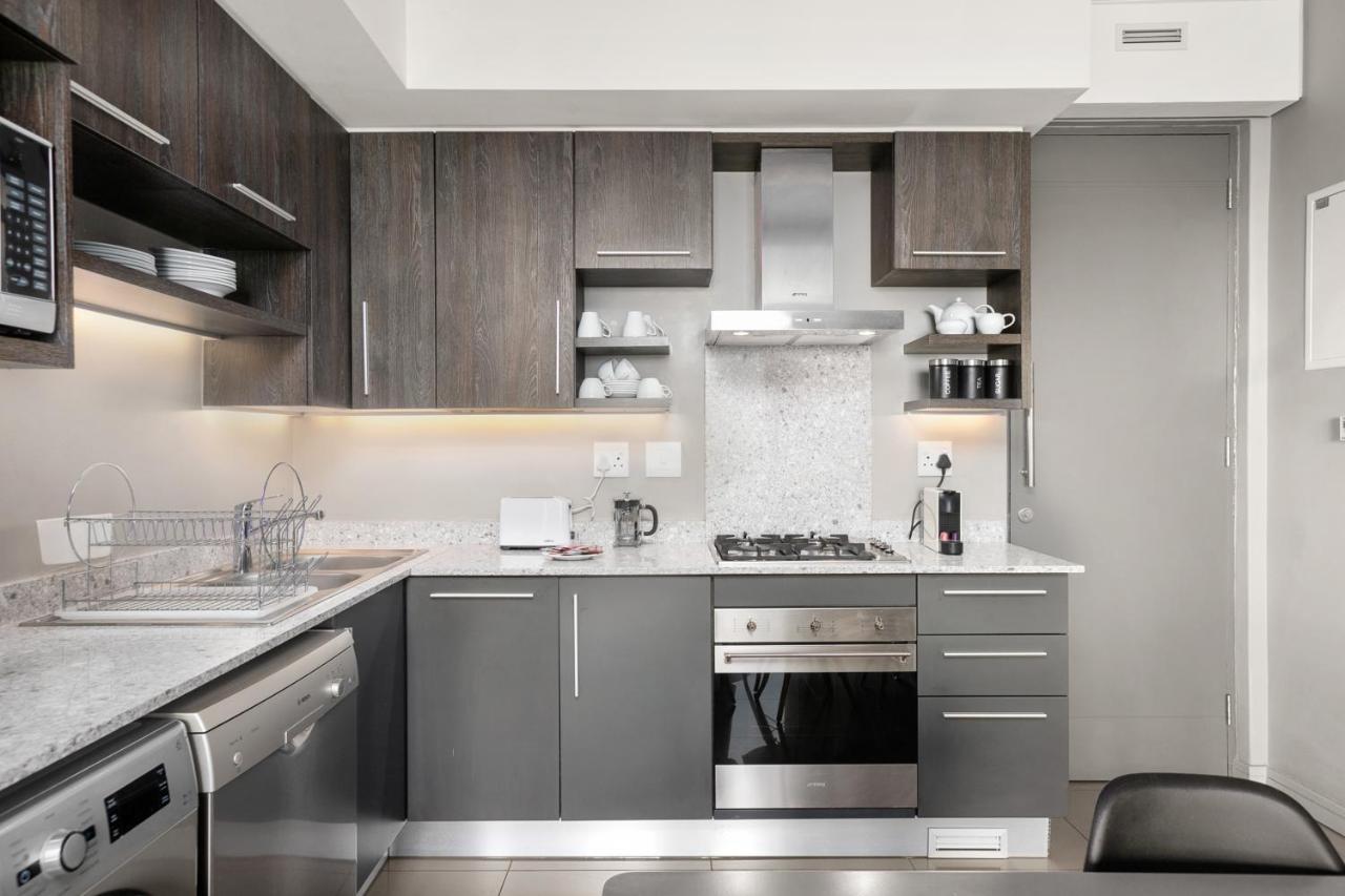 The Tyrwhitt Rosebank Apartments (Adults Only) Johannesburg Eksteriør billede