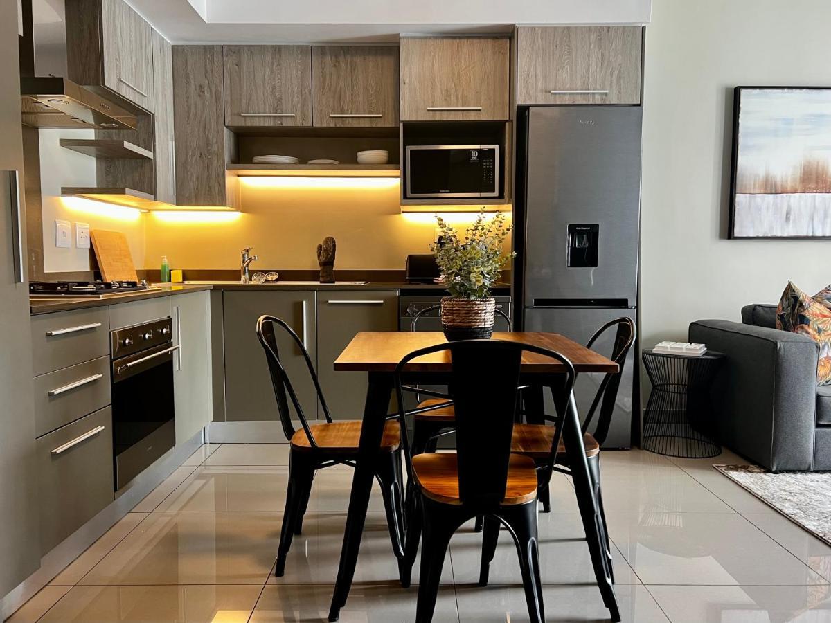 The Tyrwhitt Rosebank Apartments (Adults Only) Johannesburg Eksteriør billede
