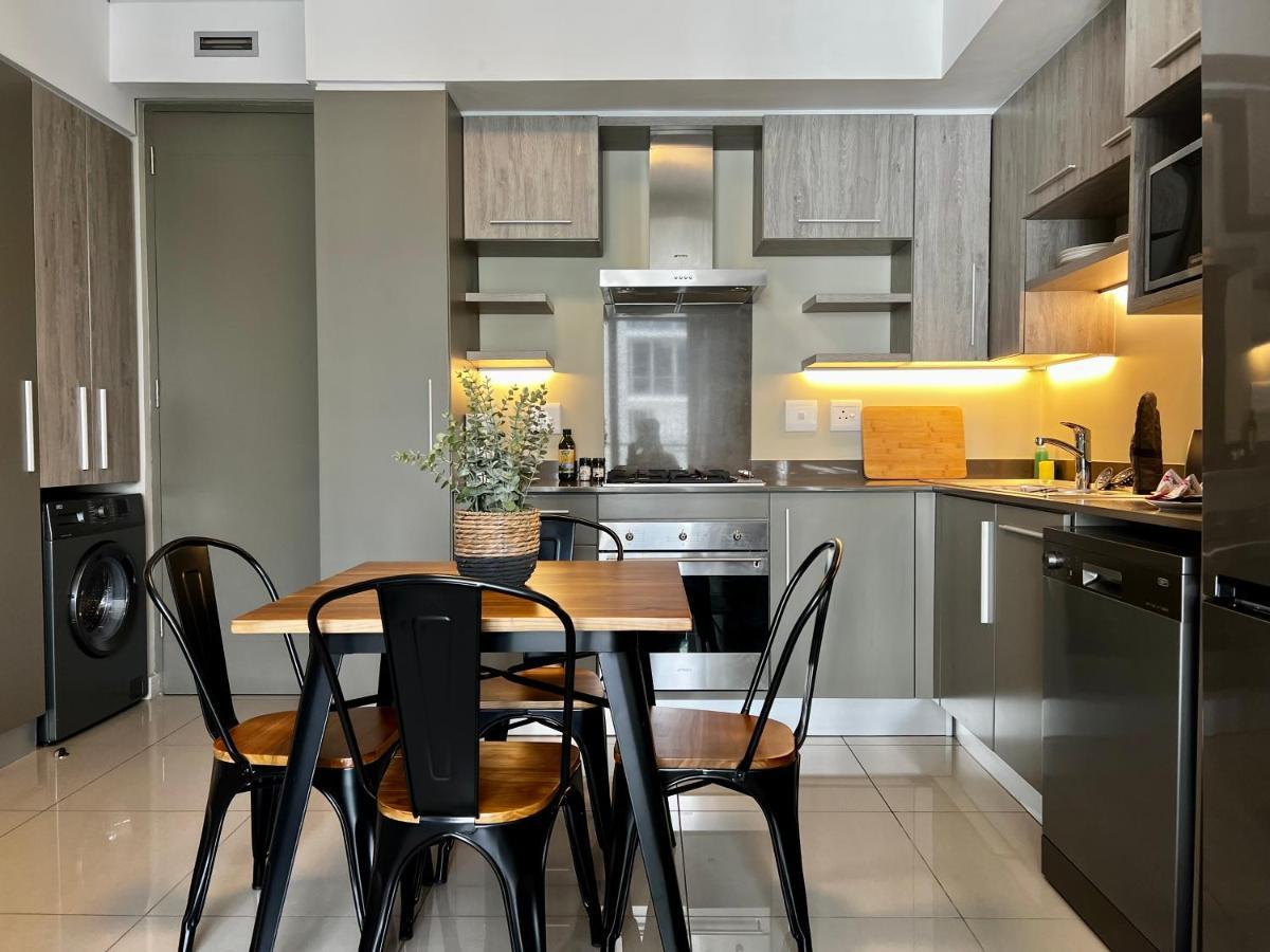 The Tyrwhitt Rosebank Apartments (Adults Only) Johannesburg Eksteriør billede
